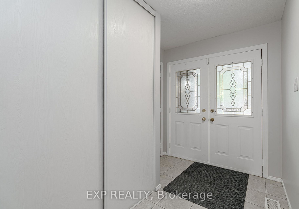 6-windchime-crescent-ottawa-ontario-x13752426