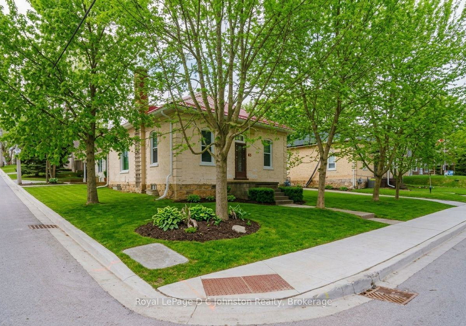 83-3rd-street-arran-elderslie-ontario-x13752460