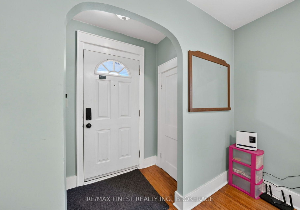 258-raglan-road-kingston-ontario-x13752518