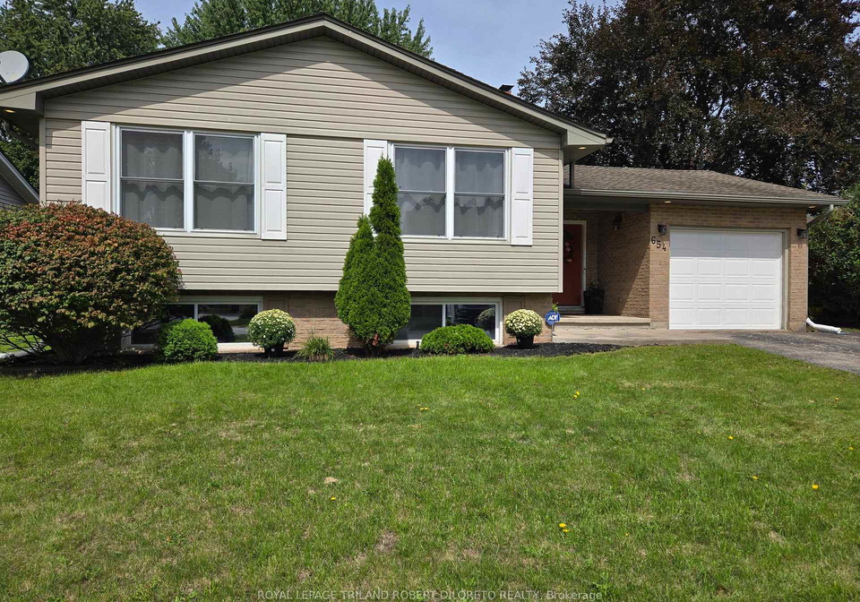 654-grenfell-drive-london-north-ontario-x13752574