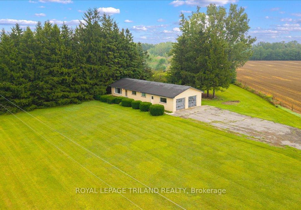 6097-egremont-drive-middlesex-centre-ontario-x13752612