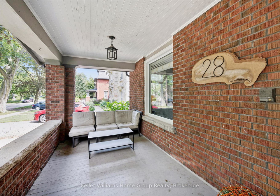 28-oxford-street-guelph-ontario-x13752698