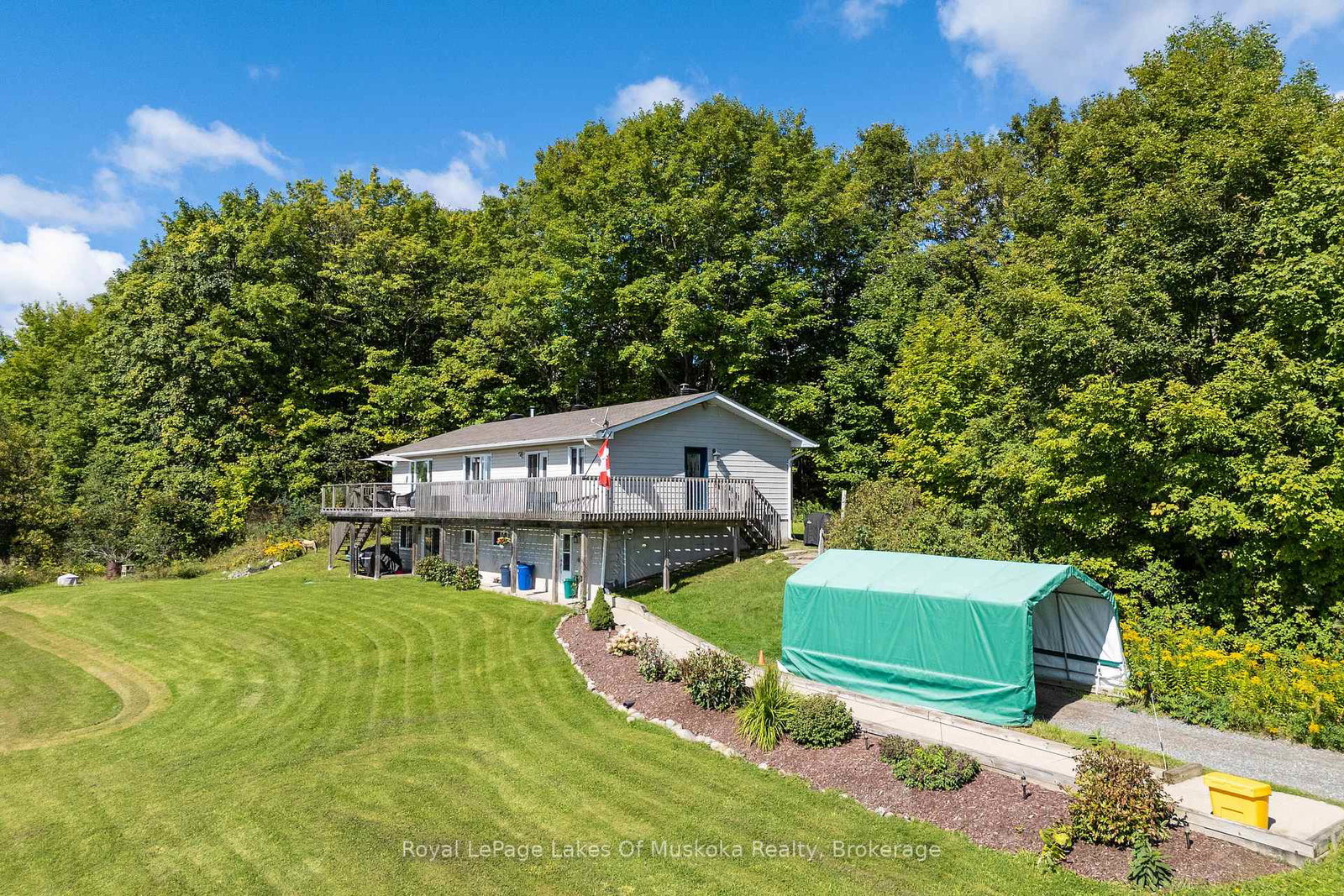 382-60-highway-huntsville-ontario-x13752834
