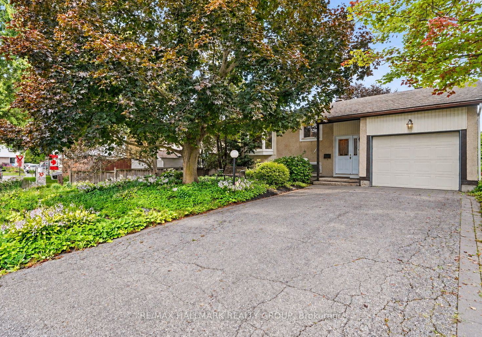 5-lansfield-way-ottawa-ontario-x13752878