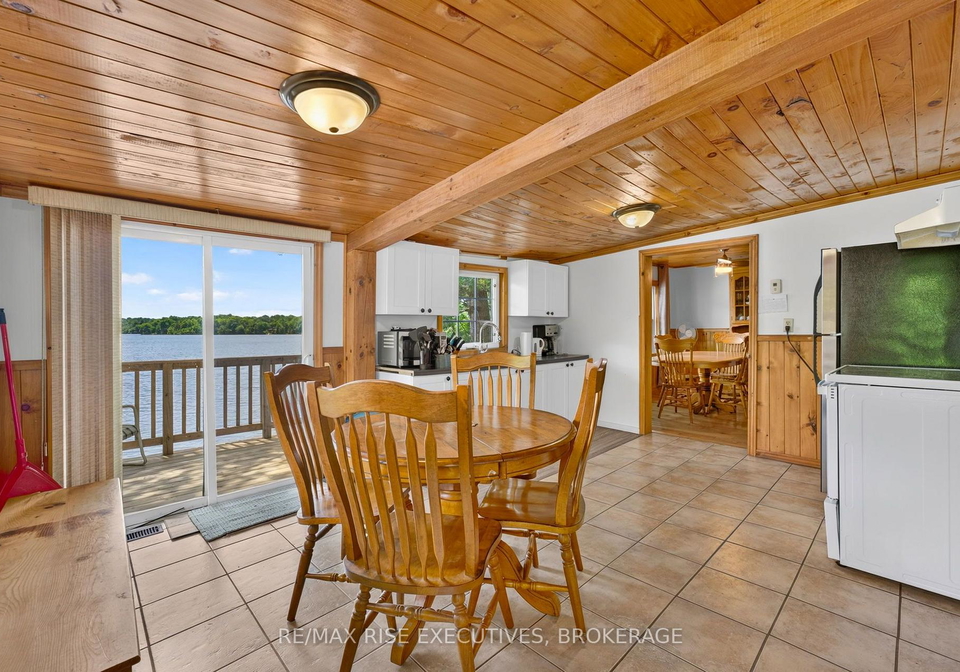 90-east-shore-lane-frontenac-ontario-x13753034