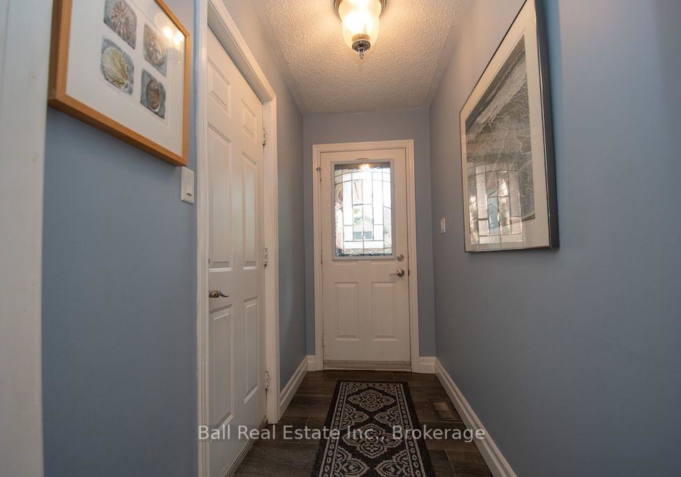 25-charles-court-selwyn-ontario-x13753070