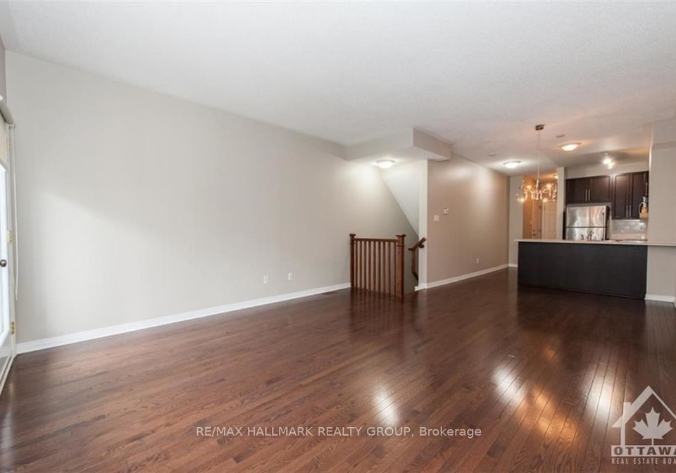 49-jardin-private-ottawa-ontario-x13753082
