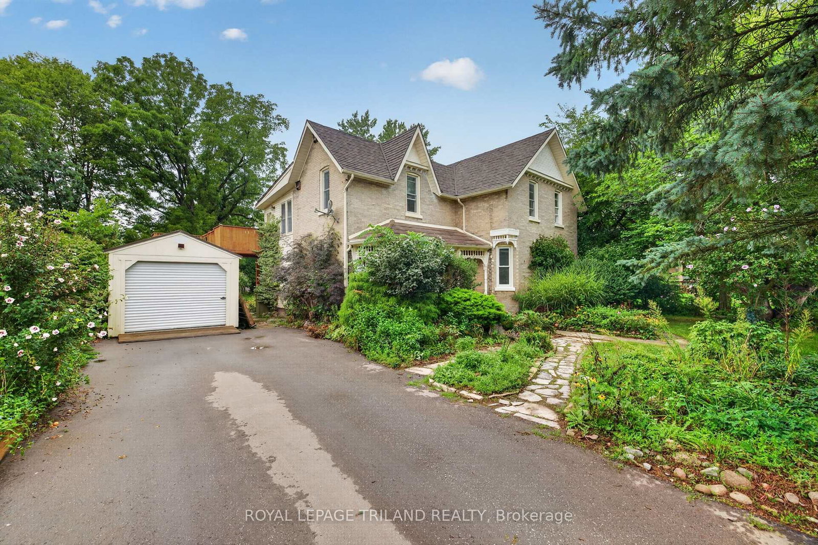 3289-river-street-brooke-alvinston-ontario-x13753112