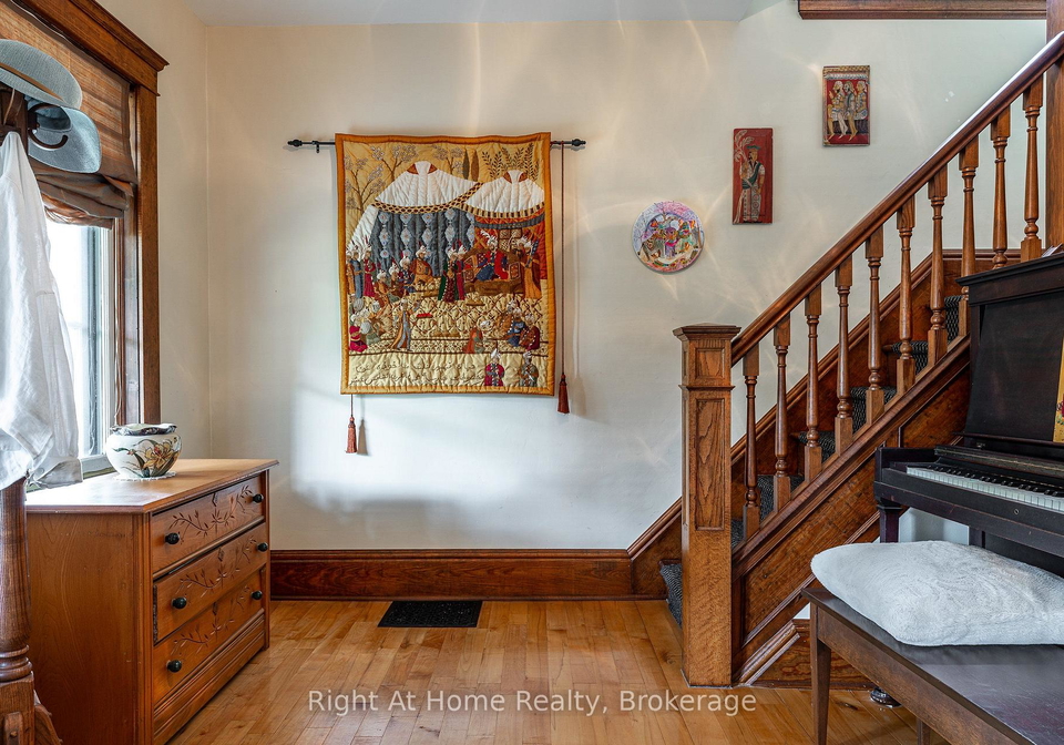 142-elizabeth-street-stratford-ontario-x13753154
