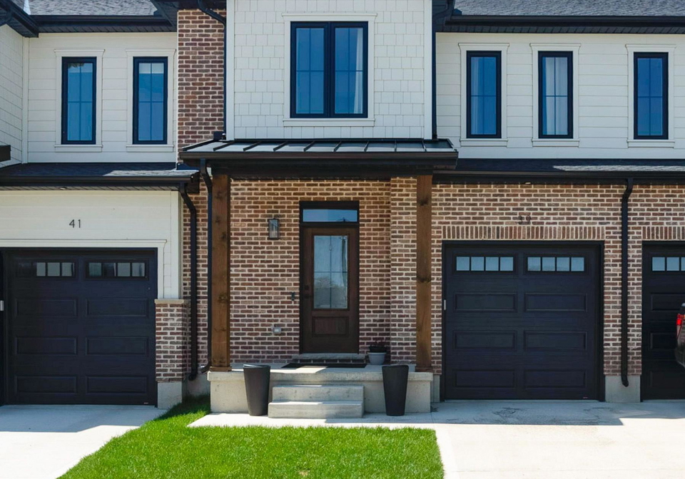 147-scotts-drive-lucan-biddulph-ontario-x13753278