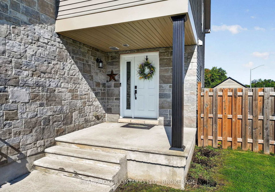 1164-clement-court-cornwall-ontario-x13753302