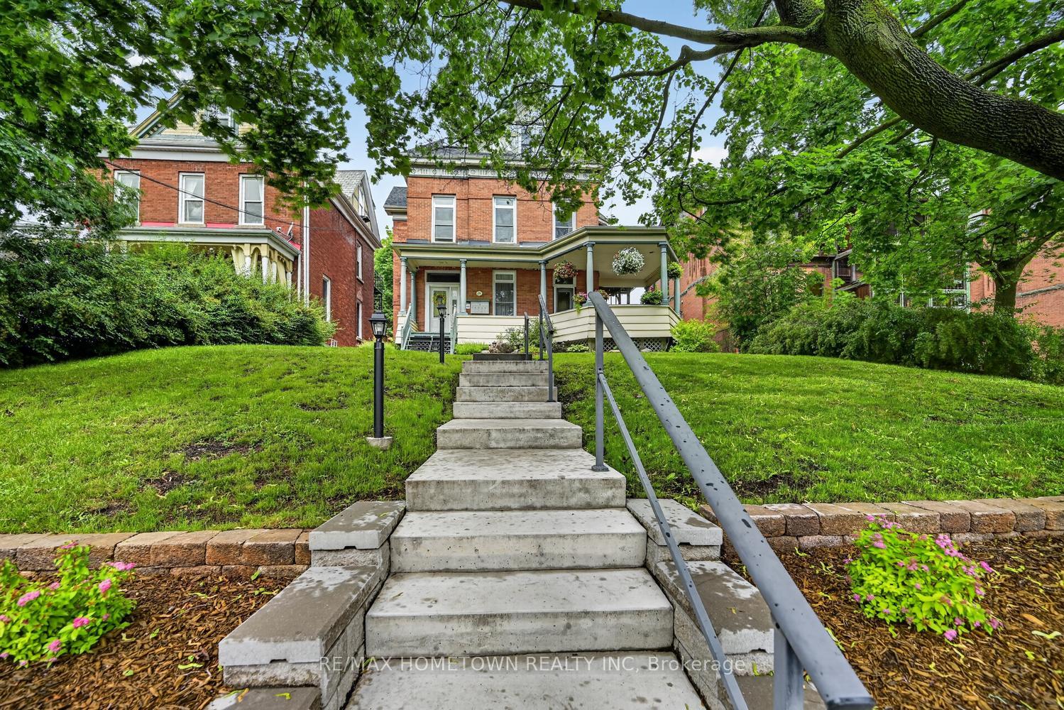 98-pine-street-brockville-ontario-x13753442