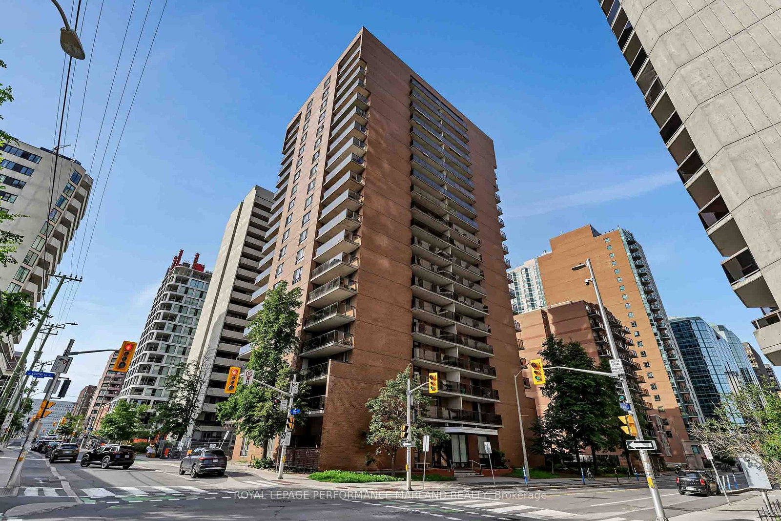 475-laurier-avenue-w-ottawa-ontario-x13753448