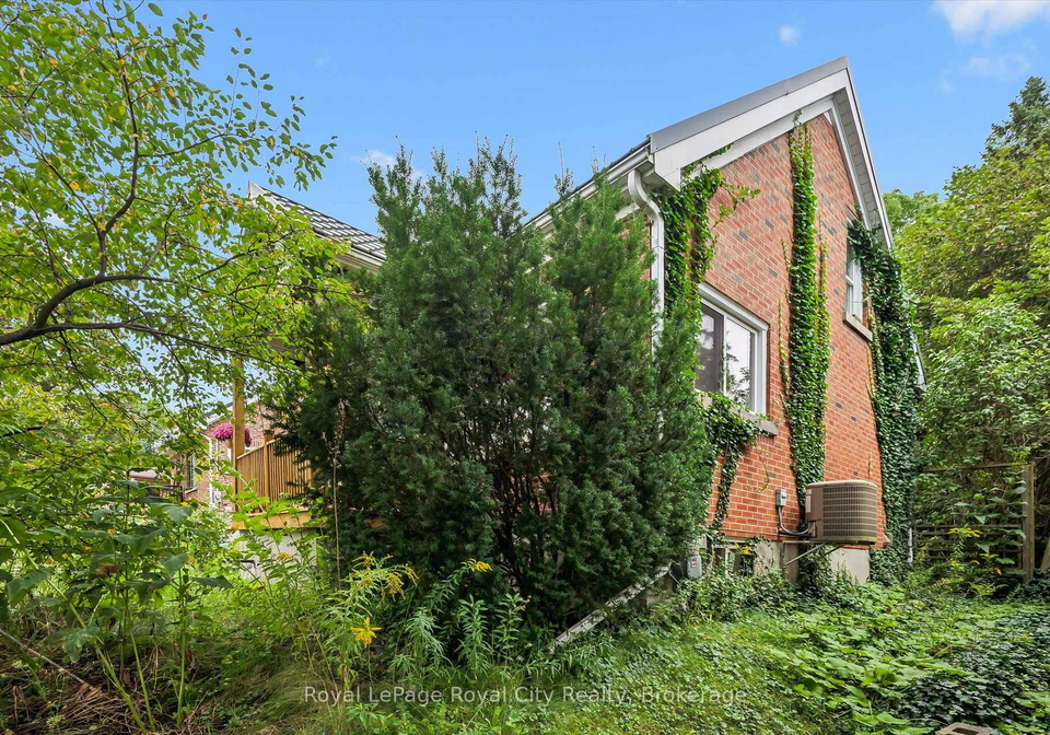 194-grove-street-guelph-ontario-x13753450