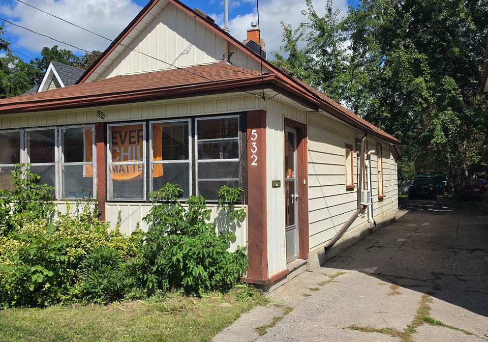 532-rogers-street-peterborough-ontario-x13753520