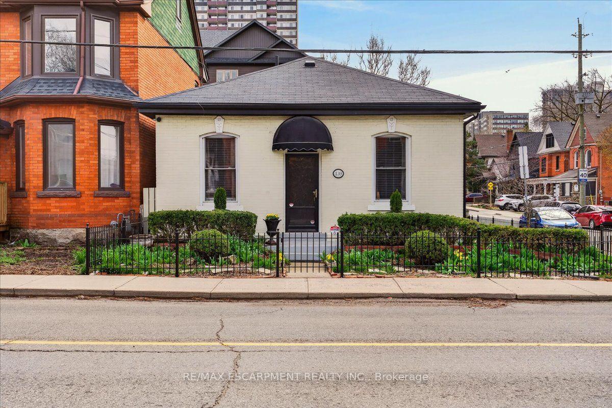 139-queen-street-s-hamilton-ontario-x13753644