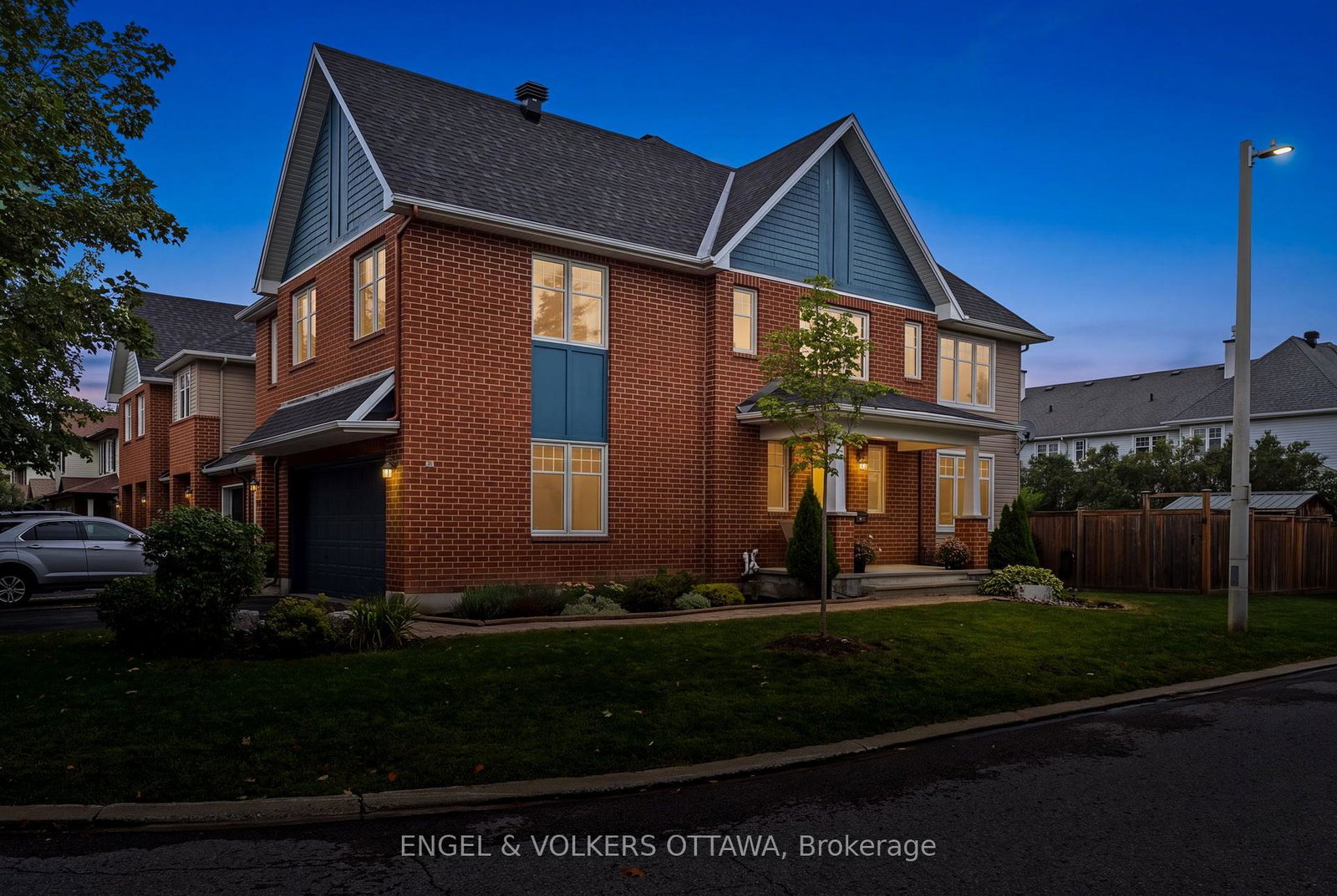 268-horseshoe-crescent-ottawa-ontario-x13753744