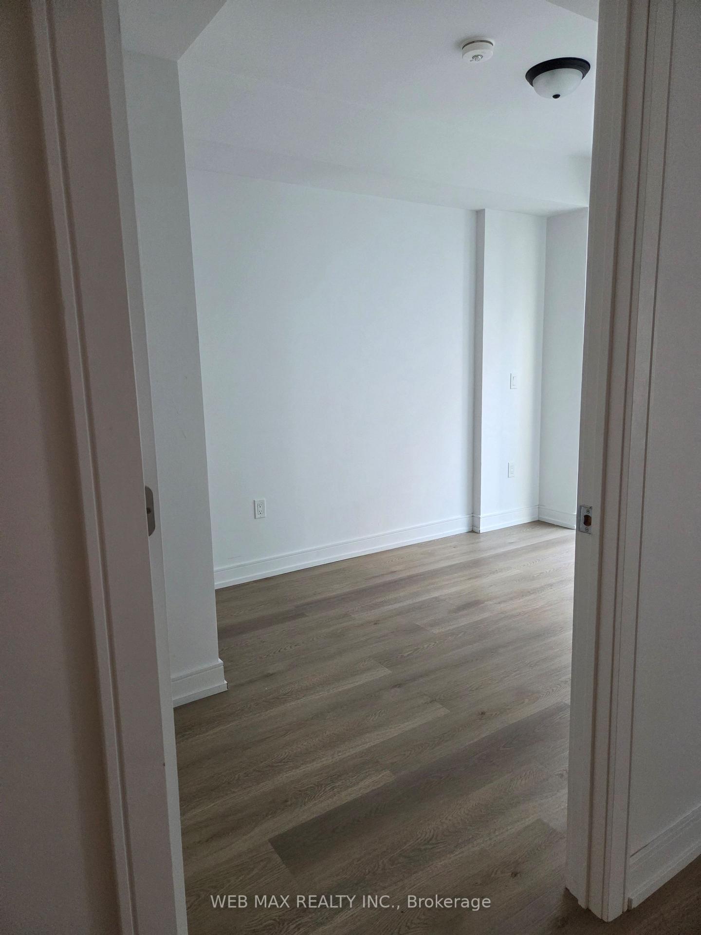 1-jarvis-street-hamilton-ontario-x13753792