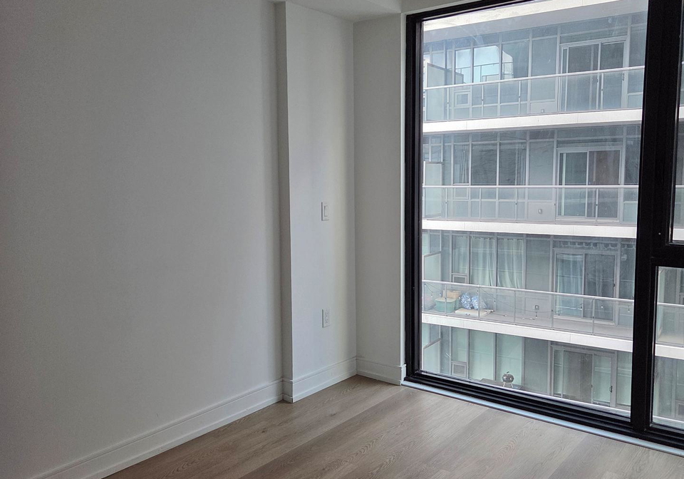 1-jarvis-street-hamilton-ontario-x13753792