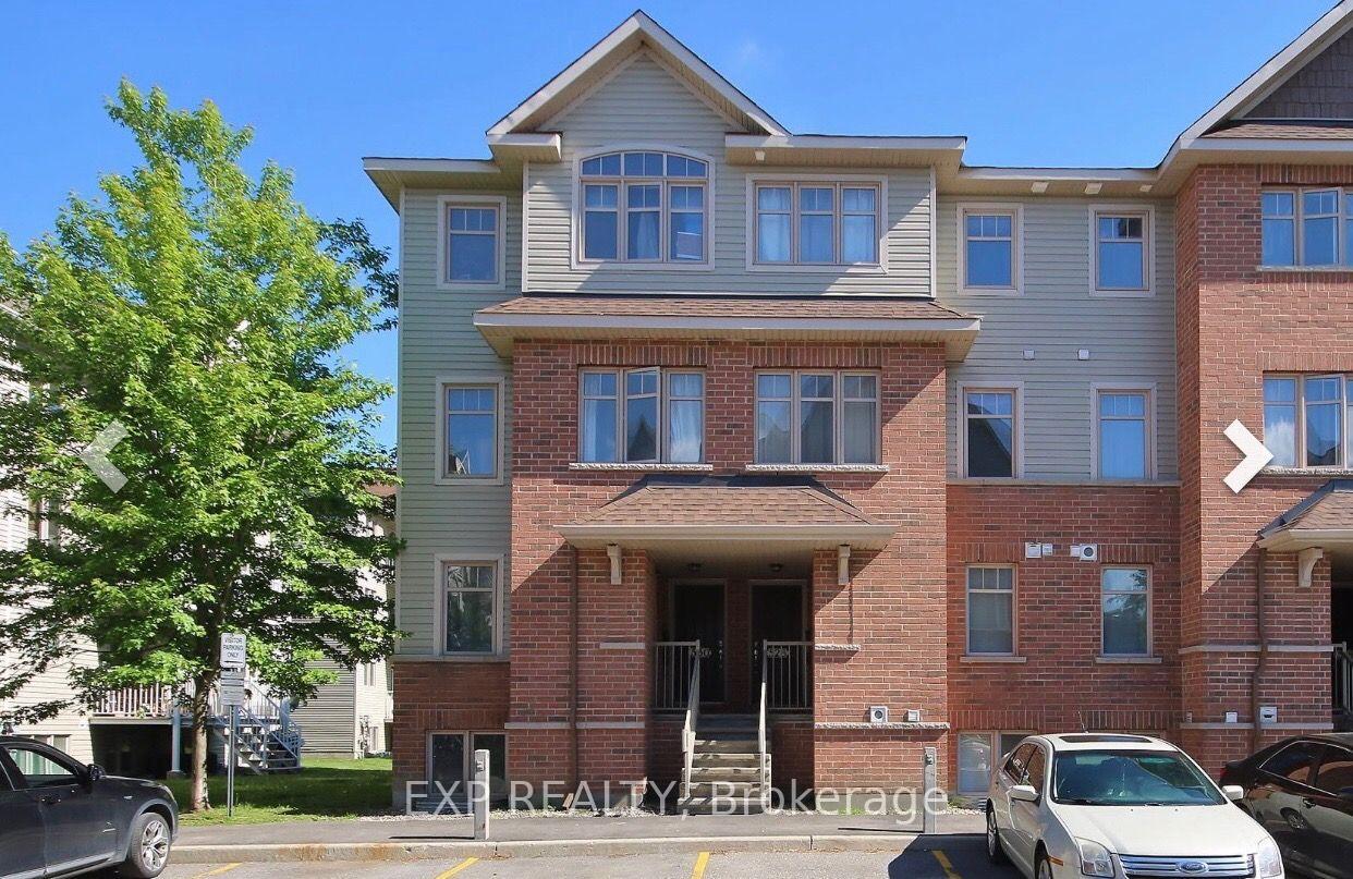 526-reardon-private-ottawa-ontario-x13753804
