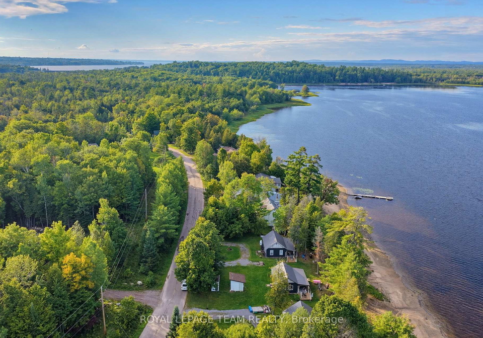 754-forest-park-road-laurentian-valley-ontario-x13754188