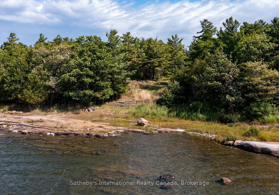 15-janet-lane-carling-ontario-x13754250