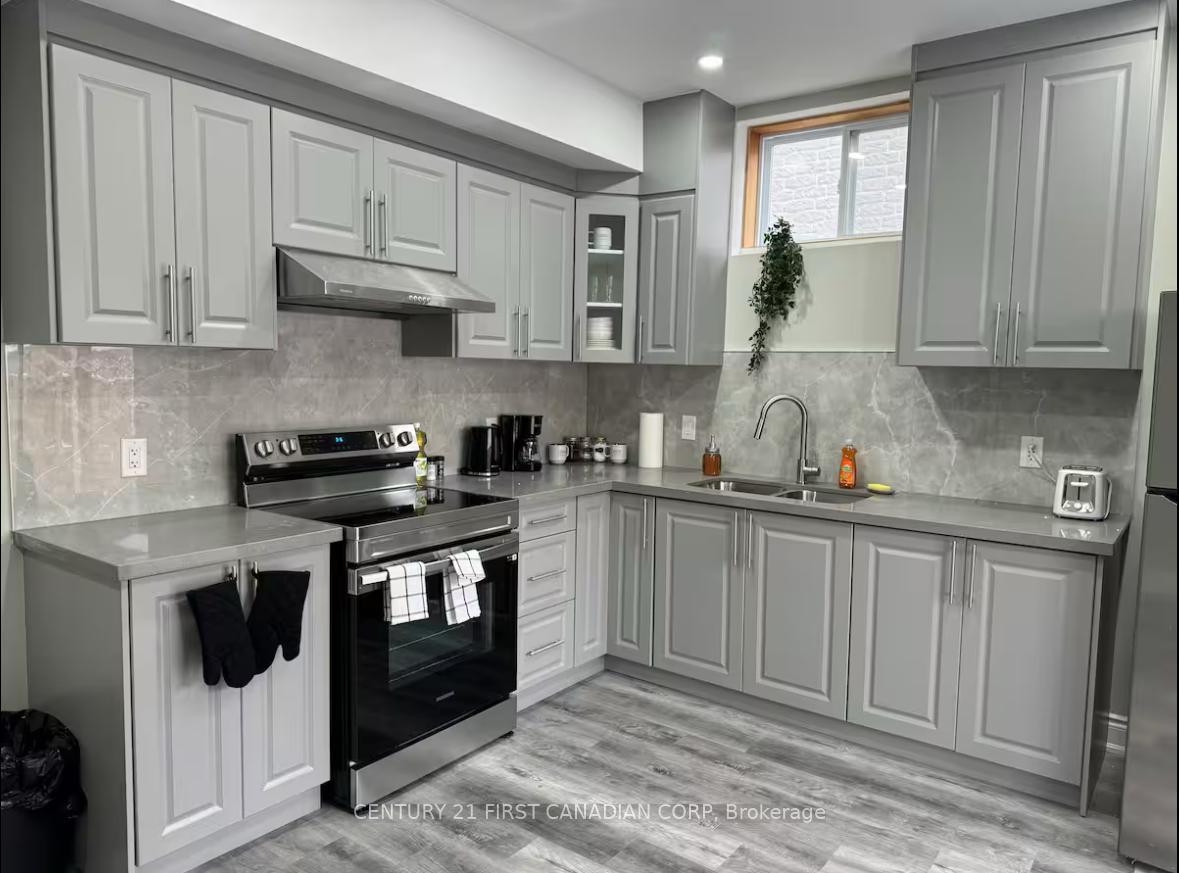 2619-sheffield-boulevard-london-south-ontario-x13754262