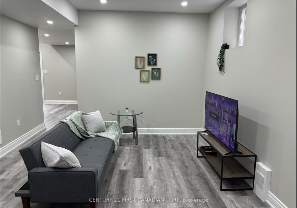 2619-sheffield-boulevard-london-south-ontario-x13754262