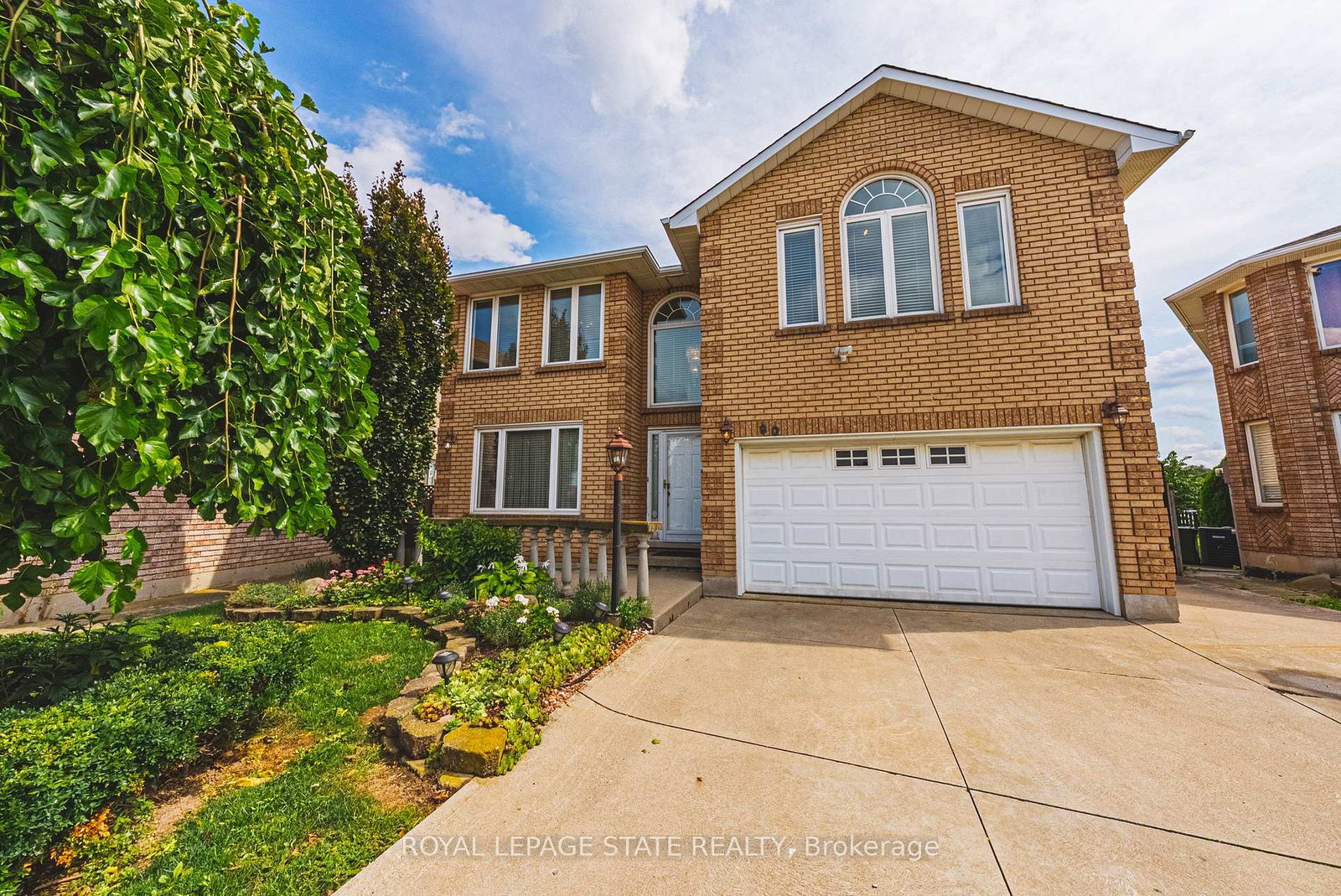 90-fairington-crescent-hamilton-ontario-x13754598