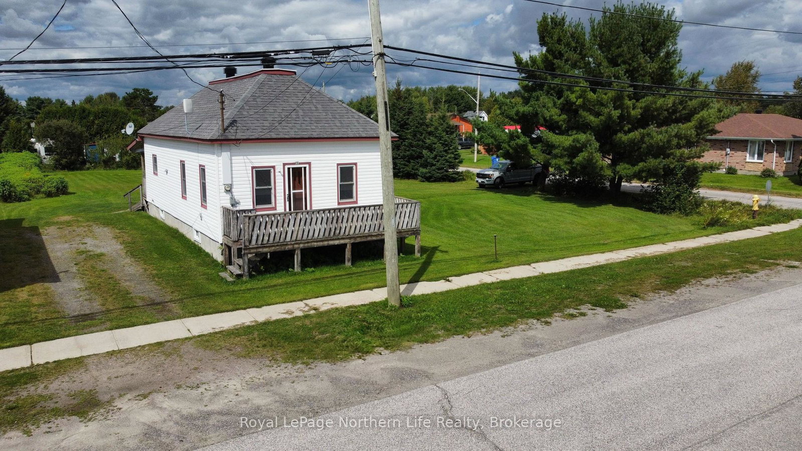 33-cache-street-west-nipissing-ontario-x13754600