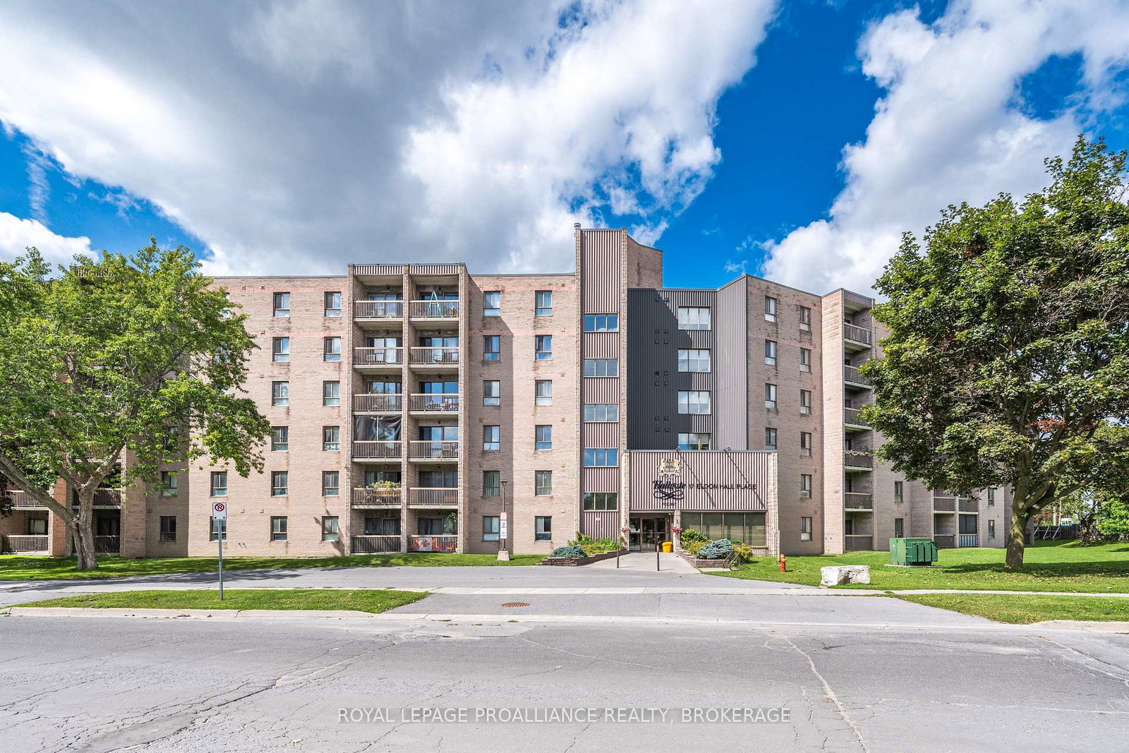 17-eldon-hall-place-kingston-ontario-x13754746