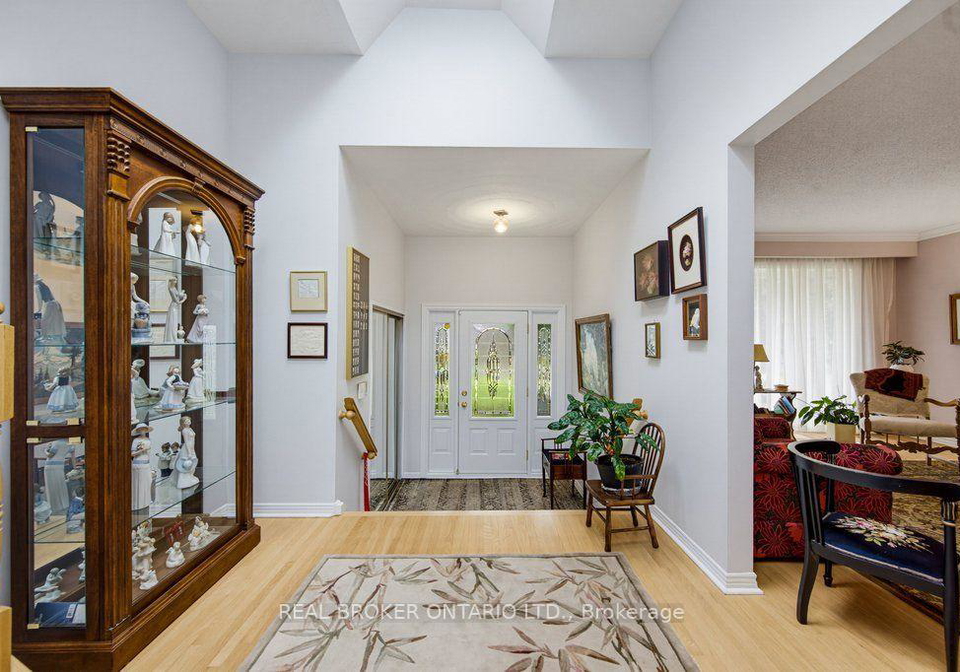 22-woodhill-crescent-ottawa-ontario-x13754996