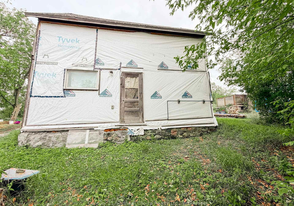 35-parsons-street-kenora-ontario-x13755346