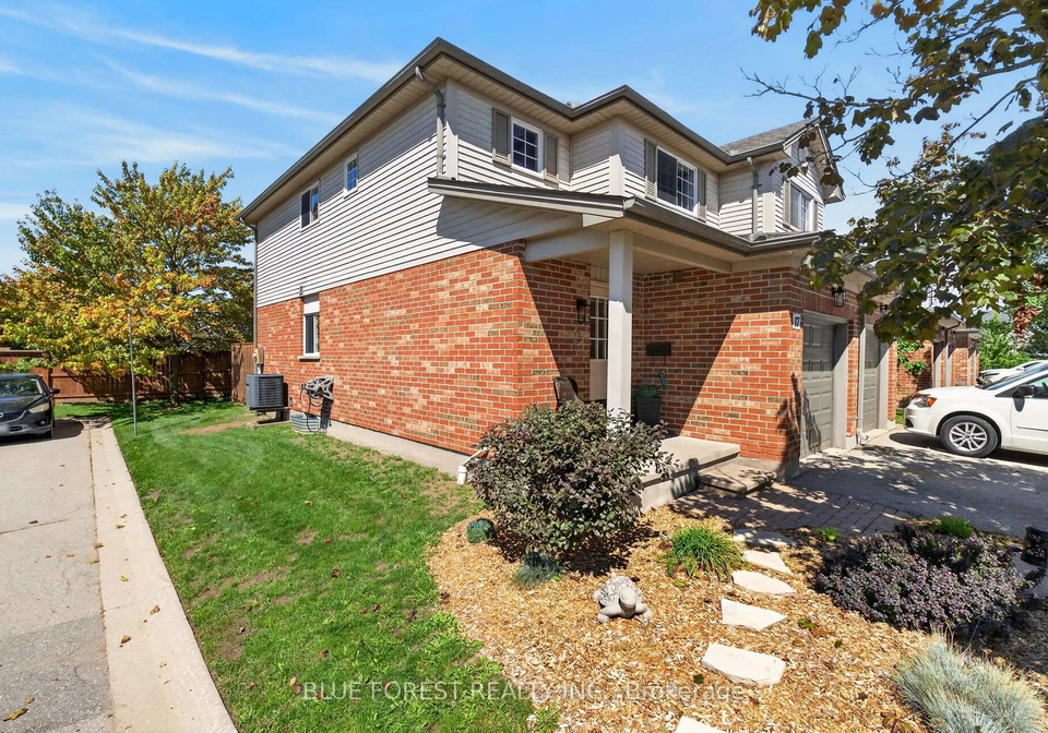1199-reardon-boulevard-london-south-ontario-x13755384