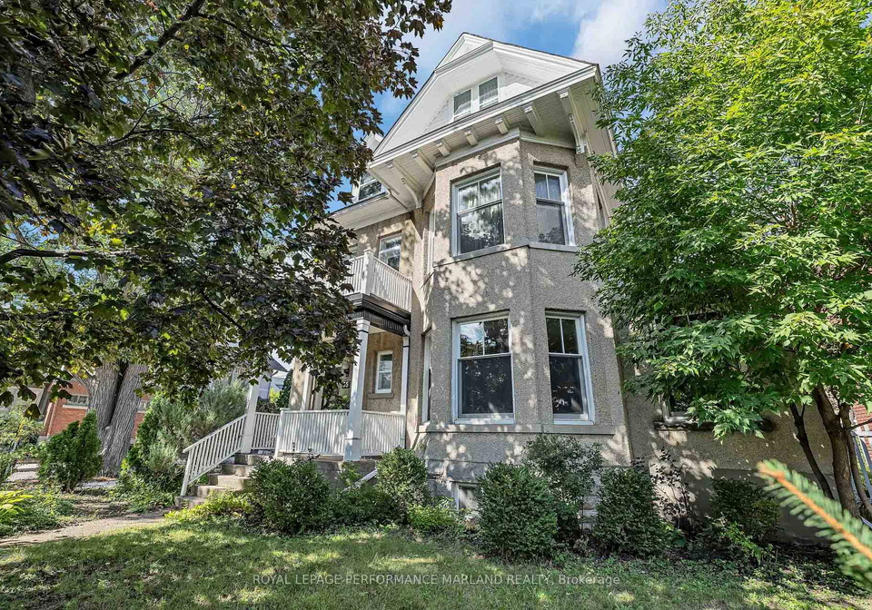 35-wilton-crescent-ottawa-ontario-x13755416