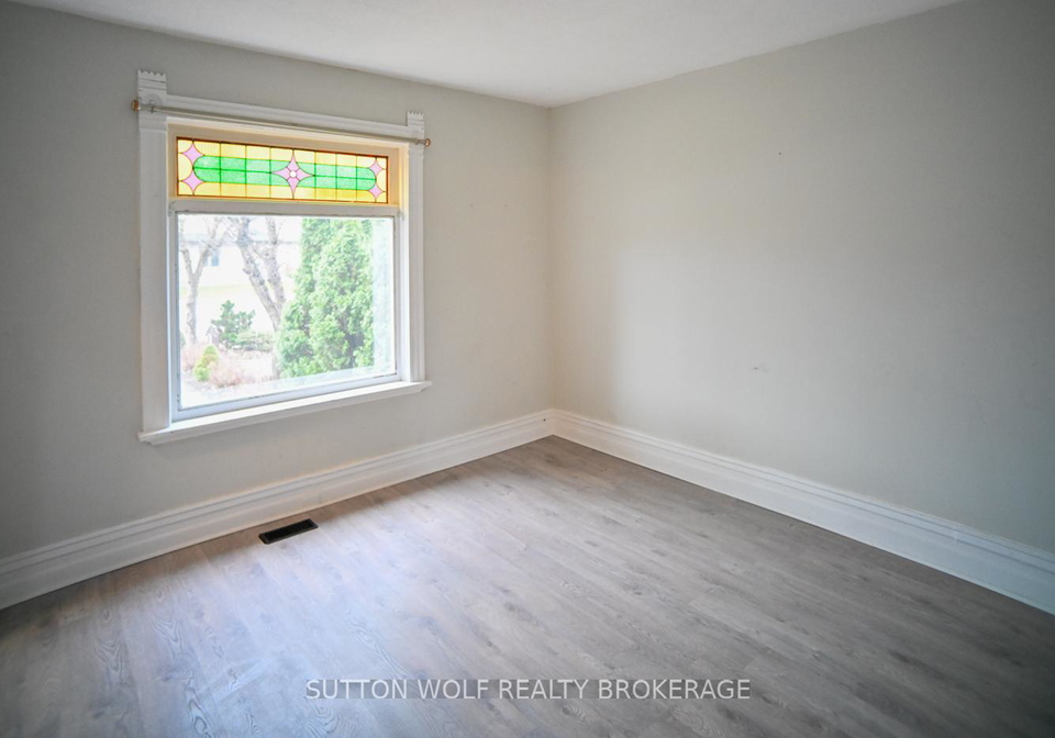 24-colborne-street-strathroy-caradoc-ontario-x13755682