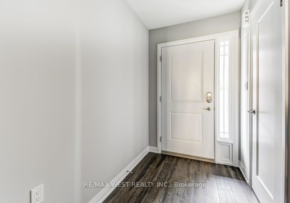4-glade-lane-hamilton-ontario-x13756334