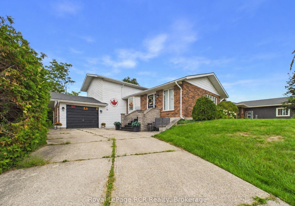 265-diagonal-road-north-huron-ontario-x13756382
