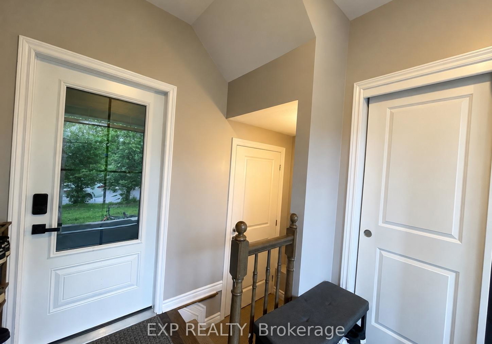 12-knockaderry-crescent-ottawa-ontario-x13756474