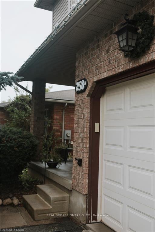 258-inverhuron-crescent-waterloo-ontario-x13756506