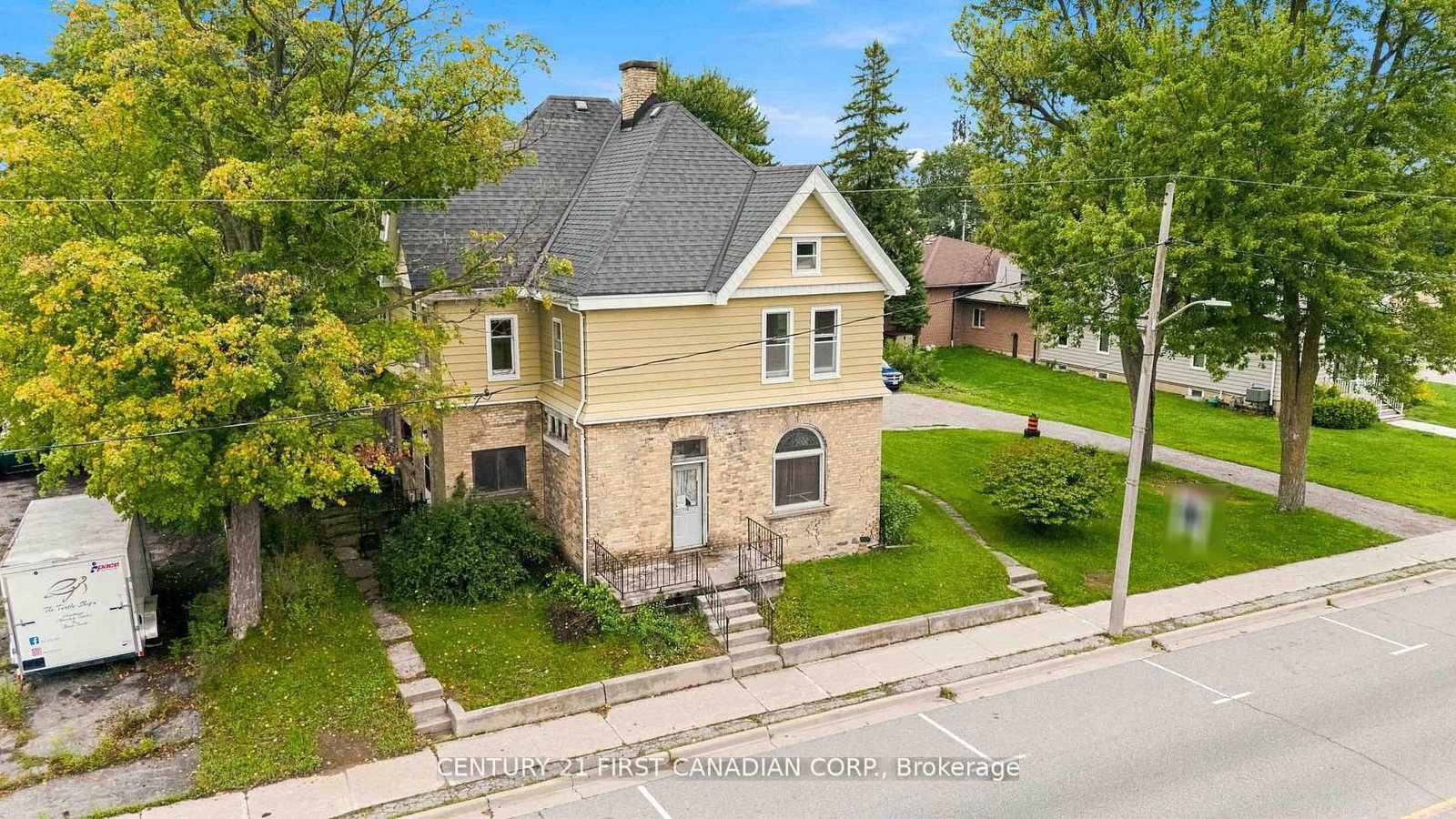 128-main-street-lucan-biddulph-ontario-x13756542
