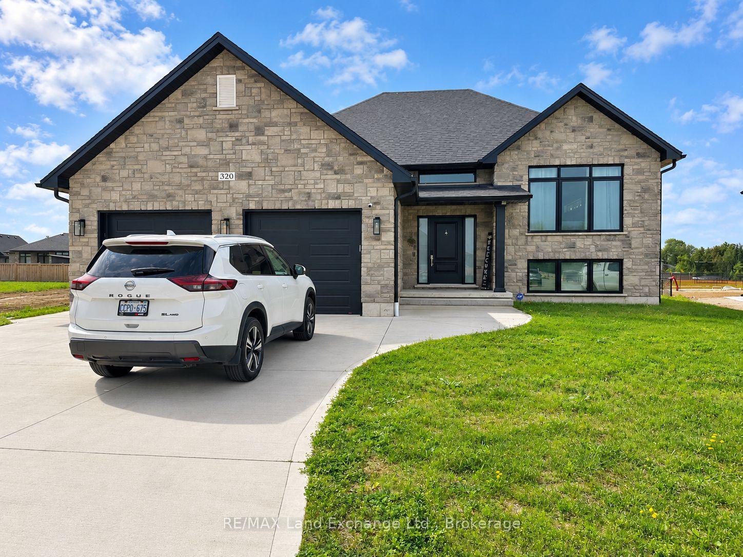 320-mclean-crescent-saugeen-shores-ontario-x13756662