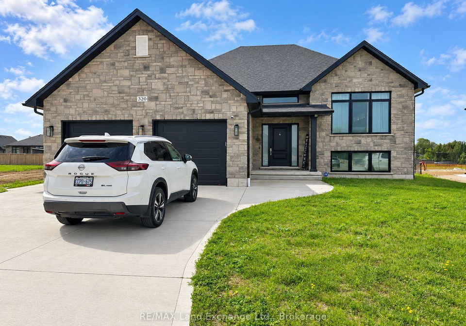 320-mclean-crescent-saugeen-shores-ontario-x13756662