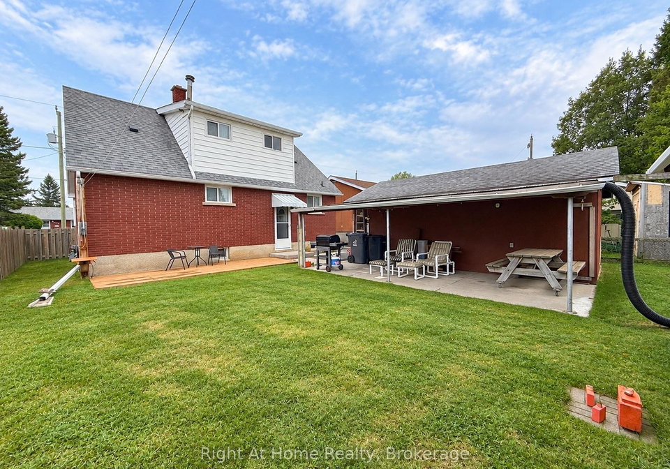 123-shipley-street-thunder-bay-ontario-x13756678