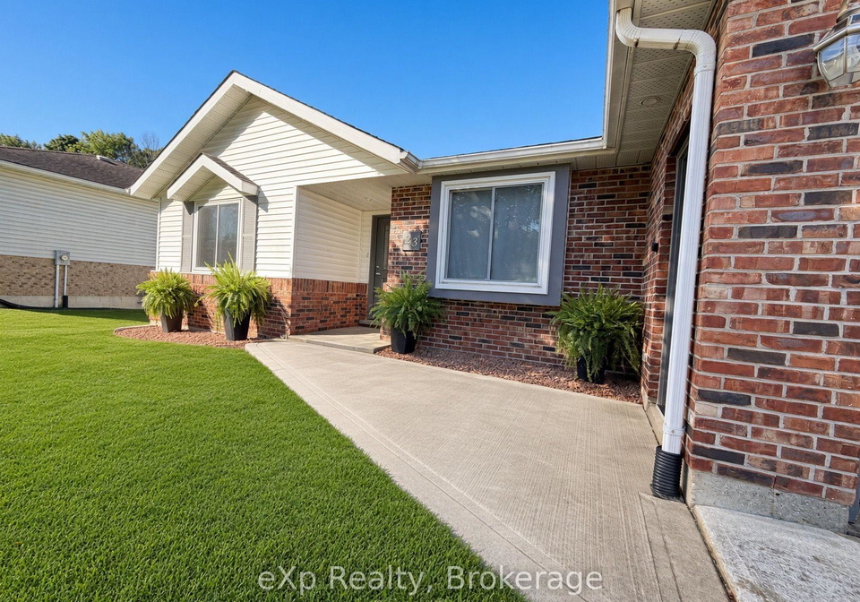 23-willow-street-brockton-ontario-x13756782