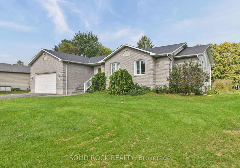 5663-ferdinand-street-ottawa-ontario-x13757032