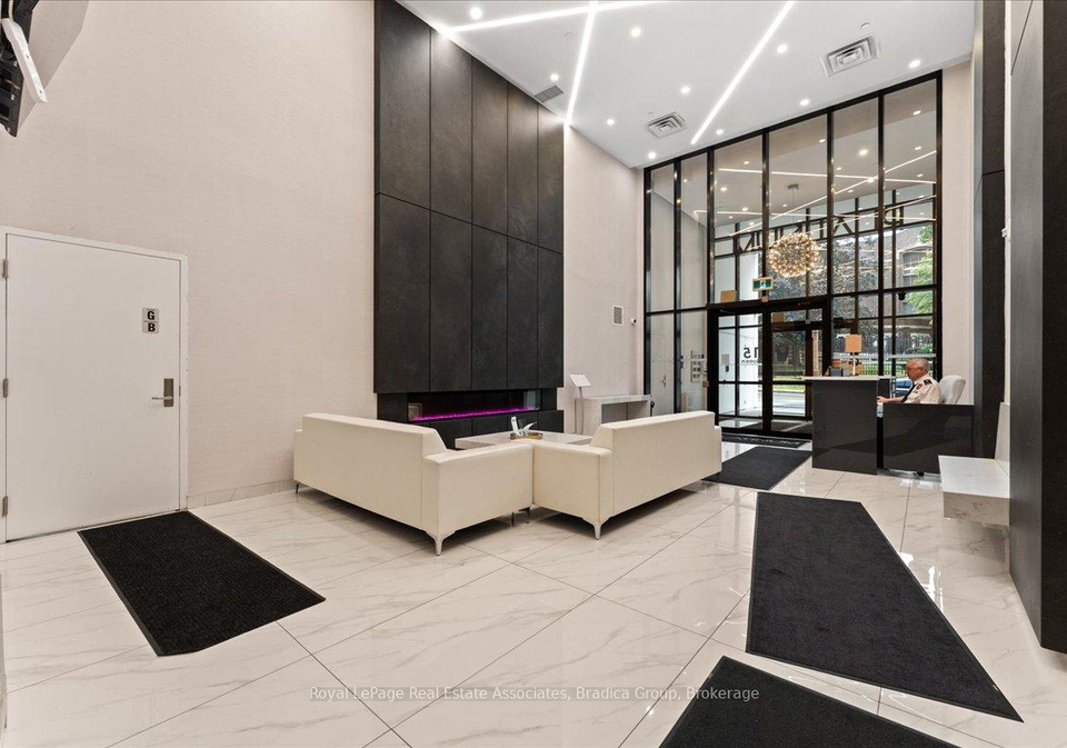 15-queen-street-s-hamilton-ontario-x13757040