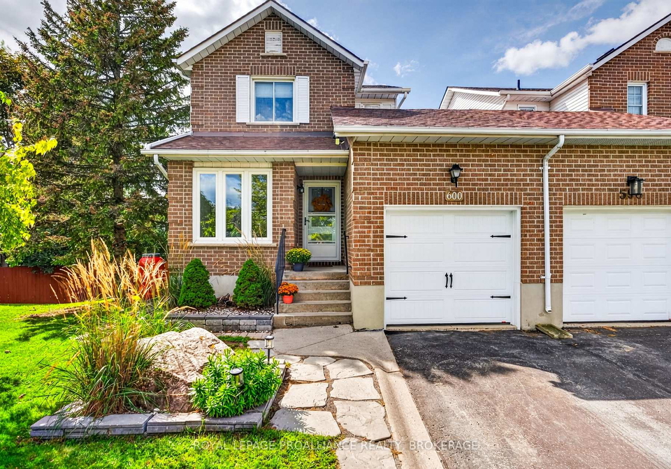 600-whistler-terrace-kingston-ontario-x13757372