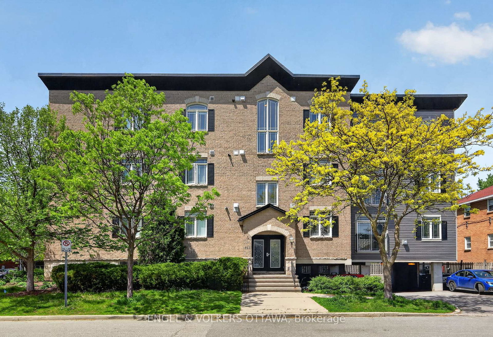 711-churchill-avenue-ottawa-ontario-x13757374