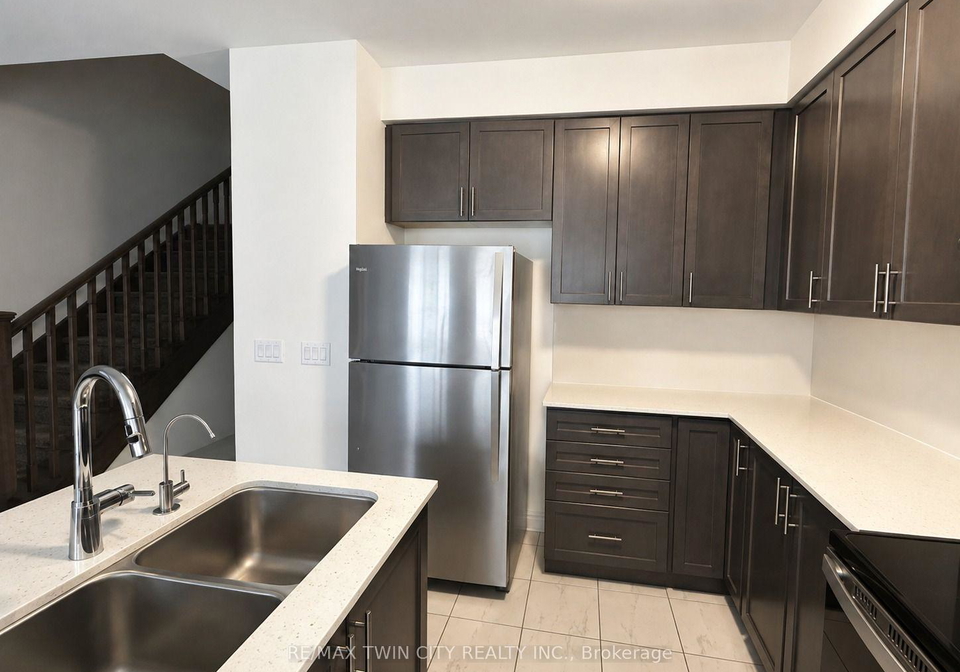 207-broadacre-drive-kitchener-ontario-x13757552